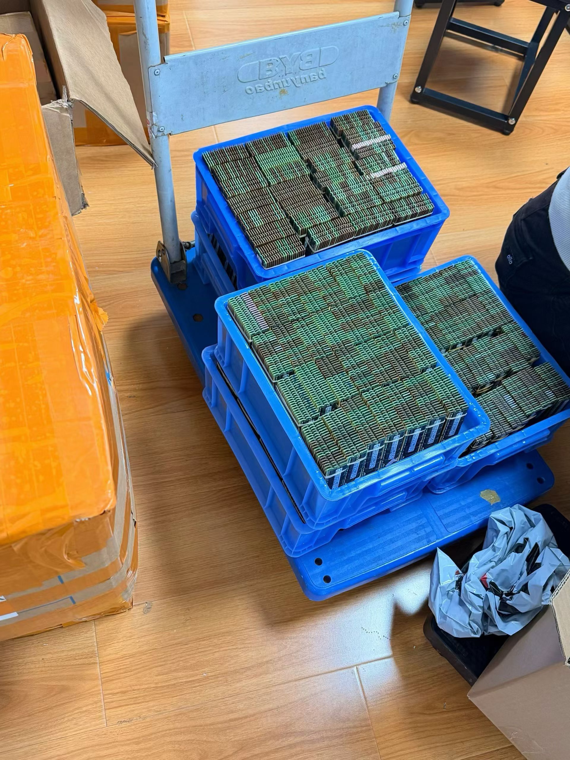 部分内存条实拍